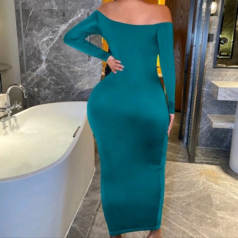 OFF SHOULDER MAXI DRESS - Picture 2 of 2